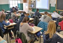 Covid e scuola, è ufficiale: niente quarantena per i vaccinati