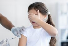 Spaventare per spingere alla vaccinazione: la Federazione Nazionale Italiana medici pediatri come Wanna Marchi e Do Nascimento